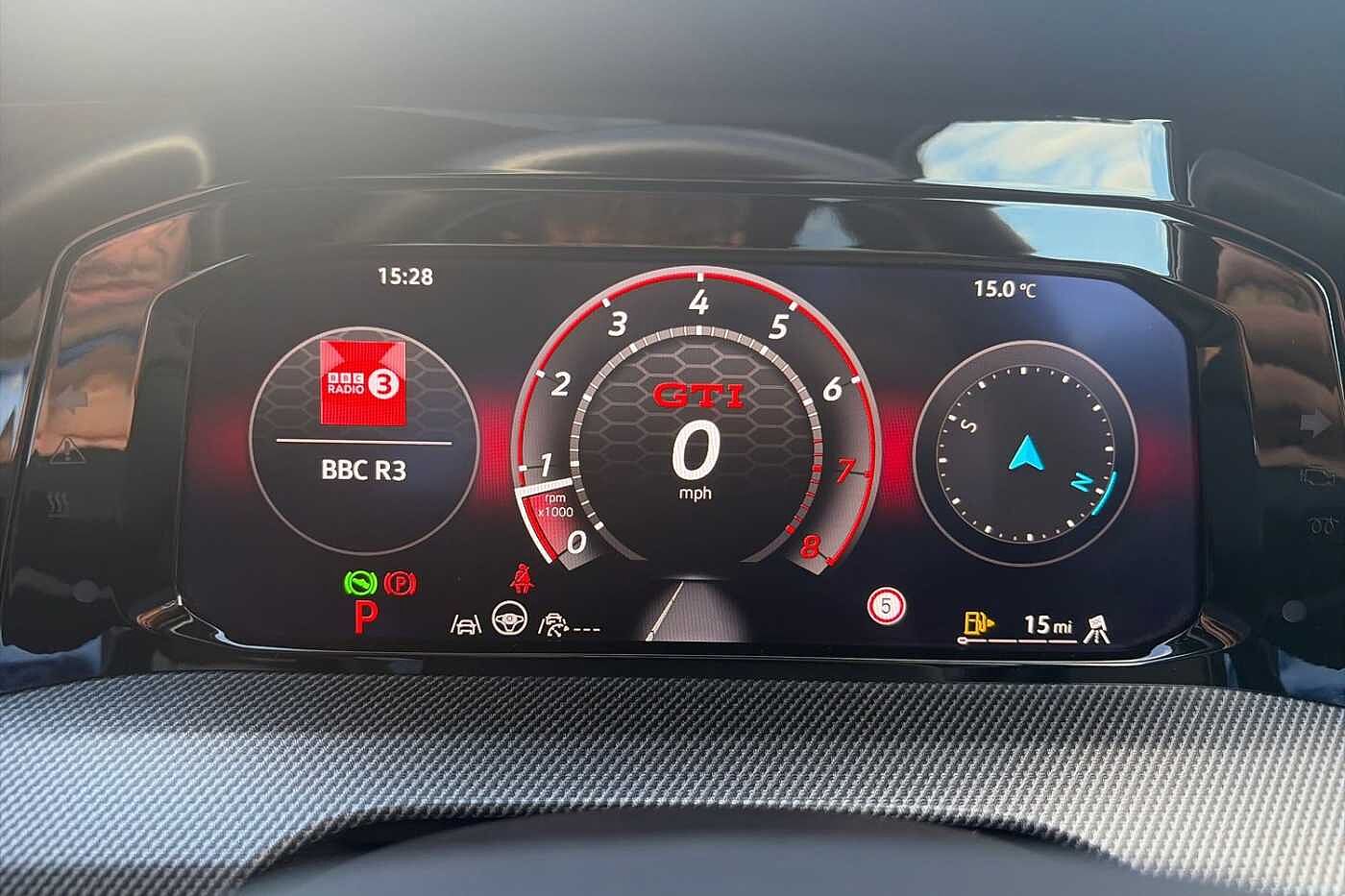 Volkswagen Golf GTI