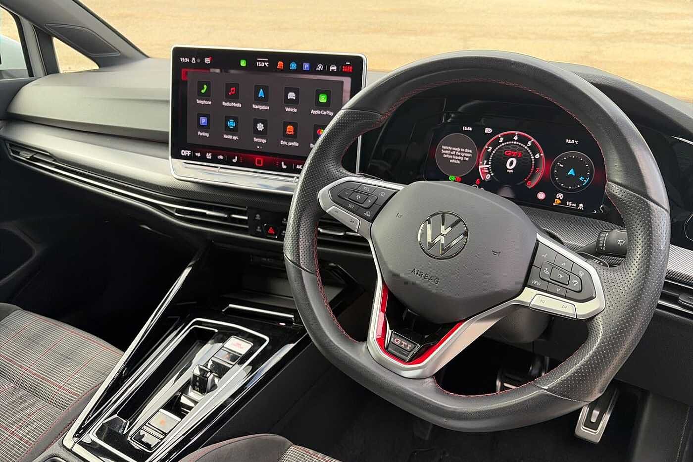 Volkswagen Golf GTI