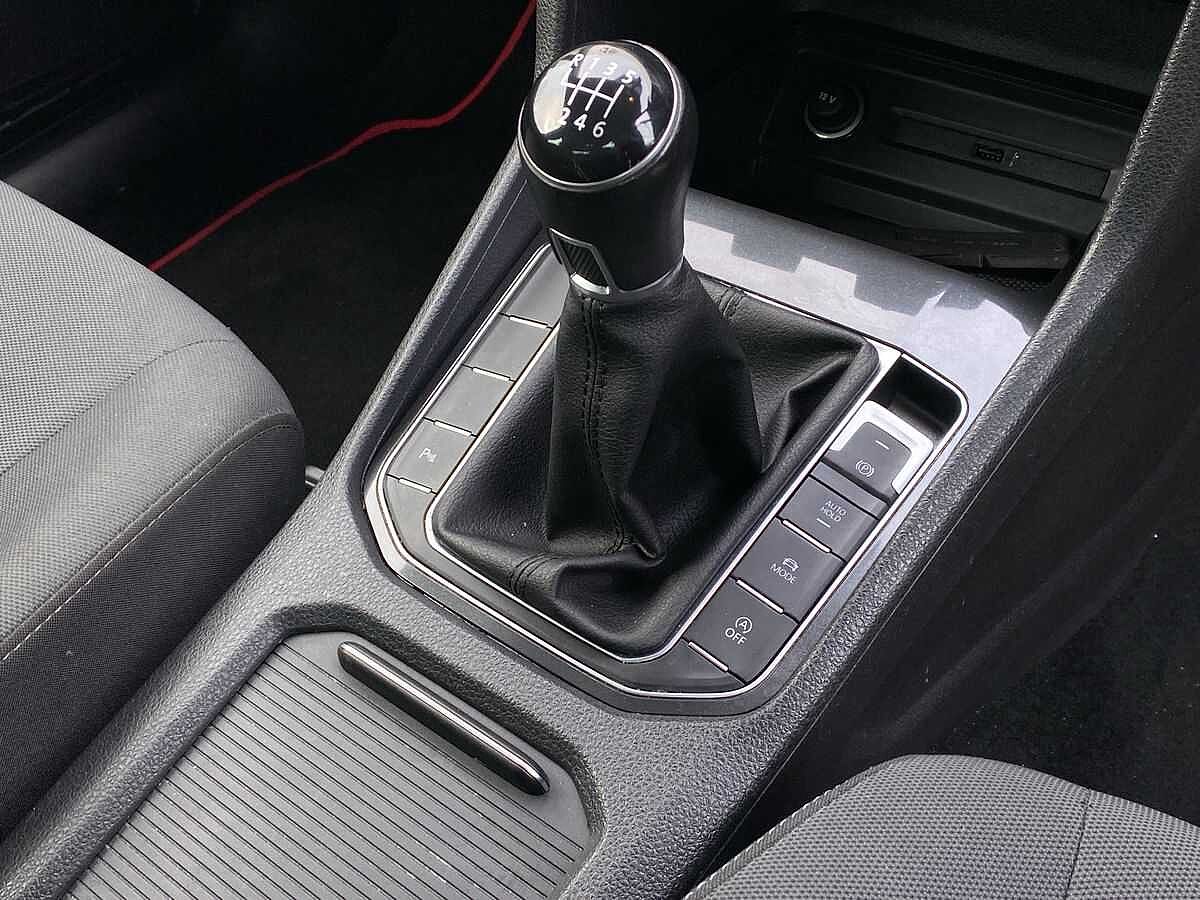Volkswagen Golf SV