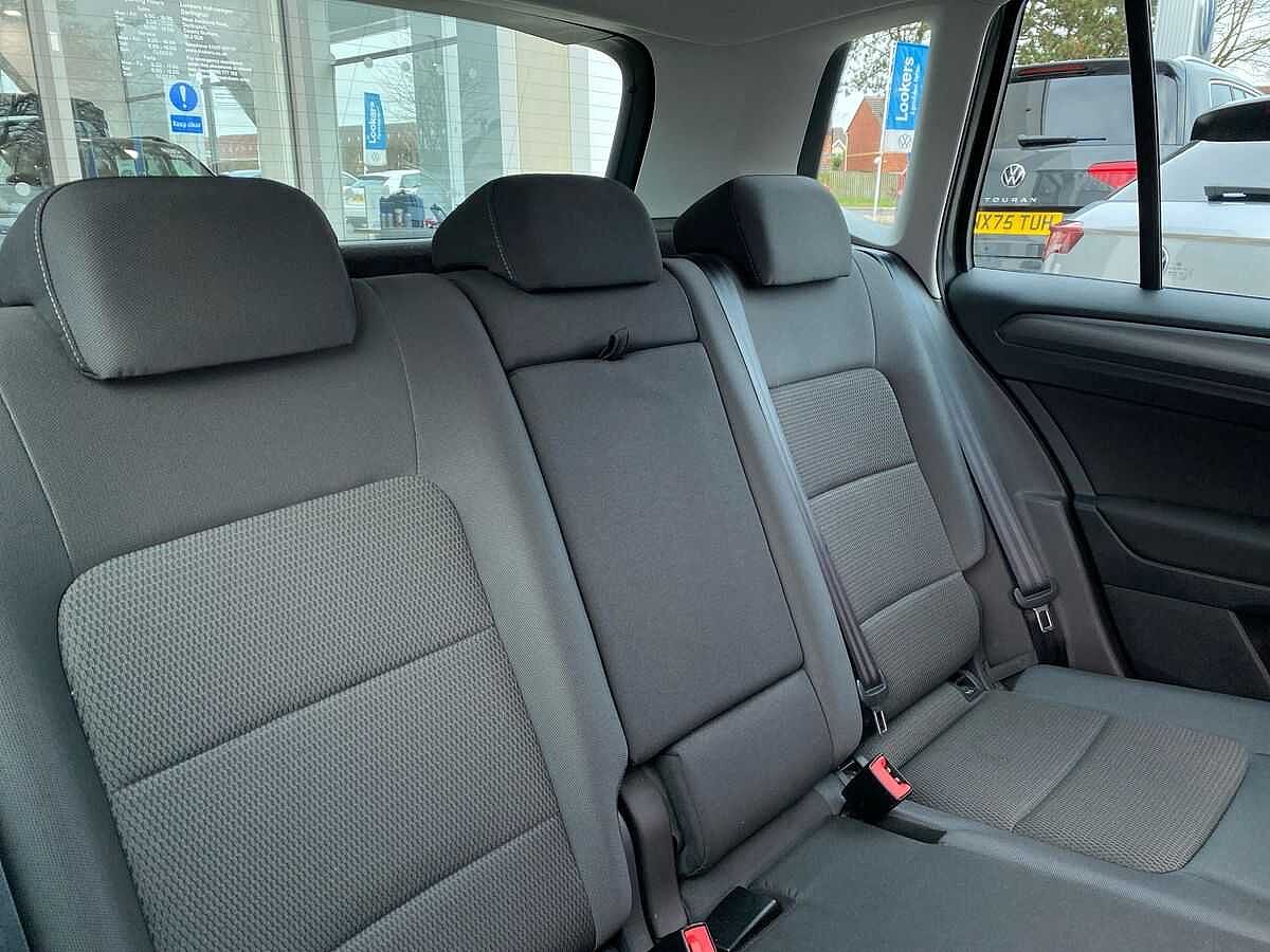 Volkswagen Golf SV