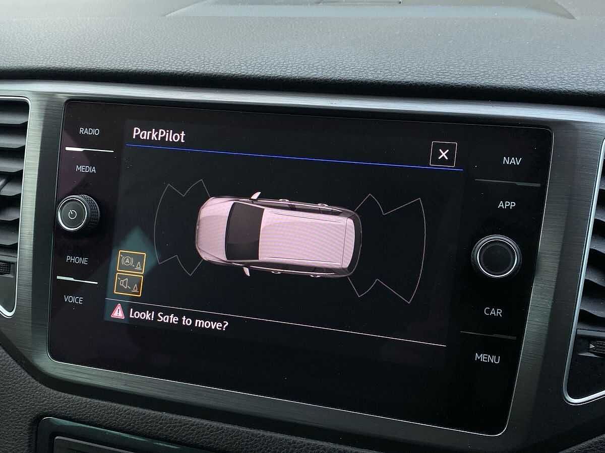 Volkswagen Golf SV