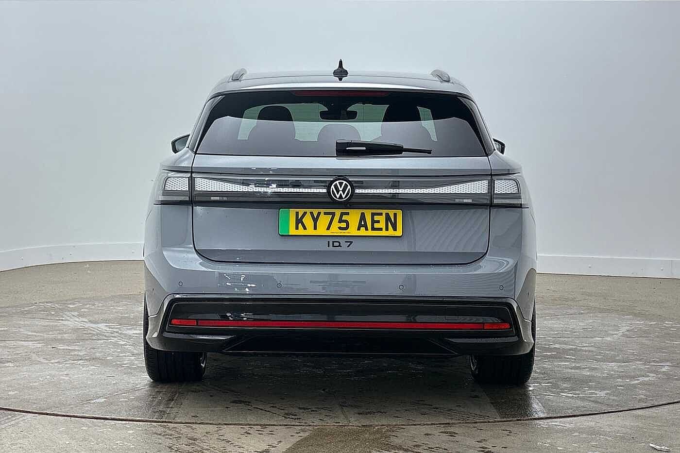 Volkswagen ID.7 Tourer