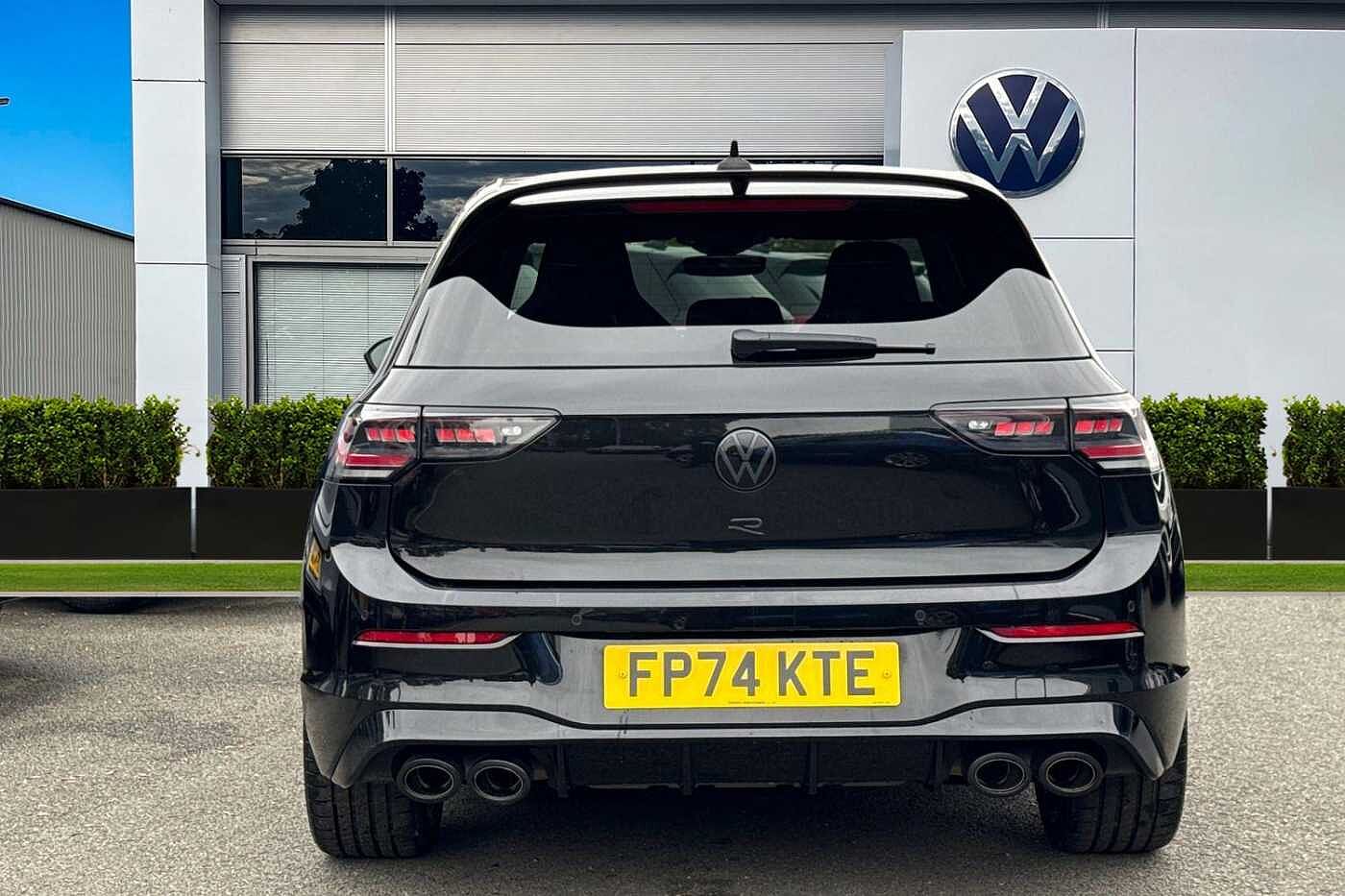 Volkswagen Golf R