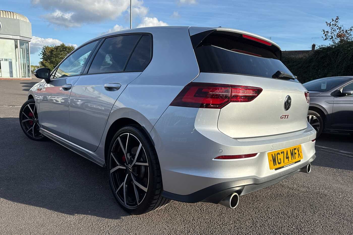 Volkswagen Golf GTI