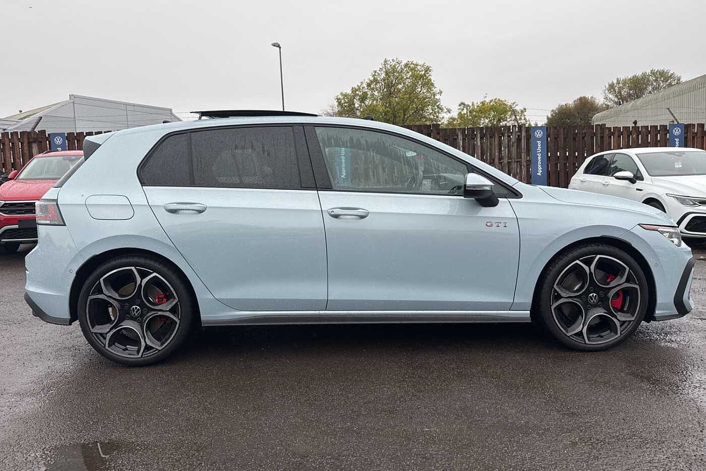 Volkswagen Golf GTI