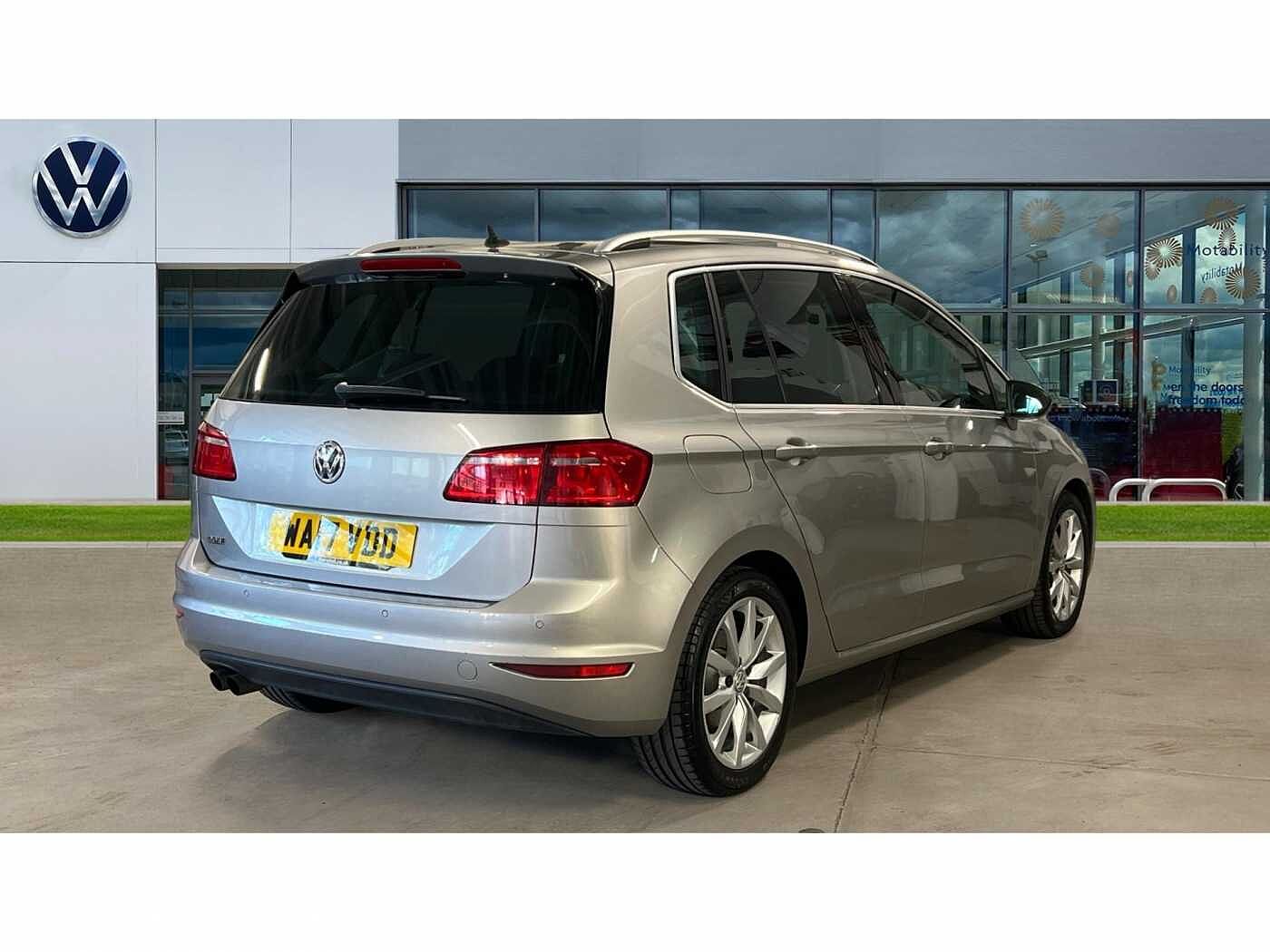 Volkswagen Golf SV