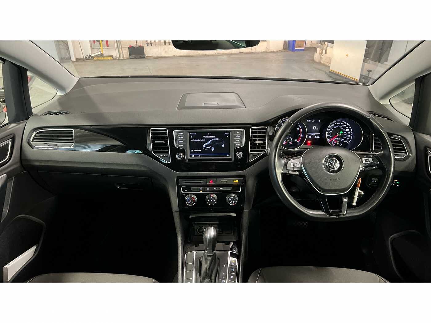 Volkswagen Golf SV