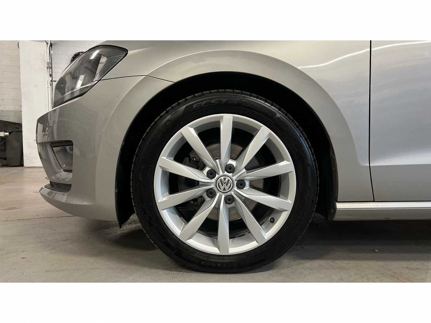 Volkswagen Golf SV