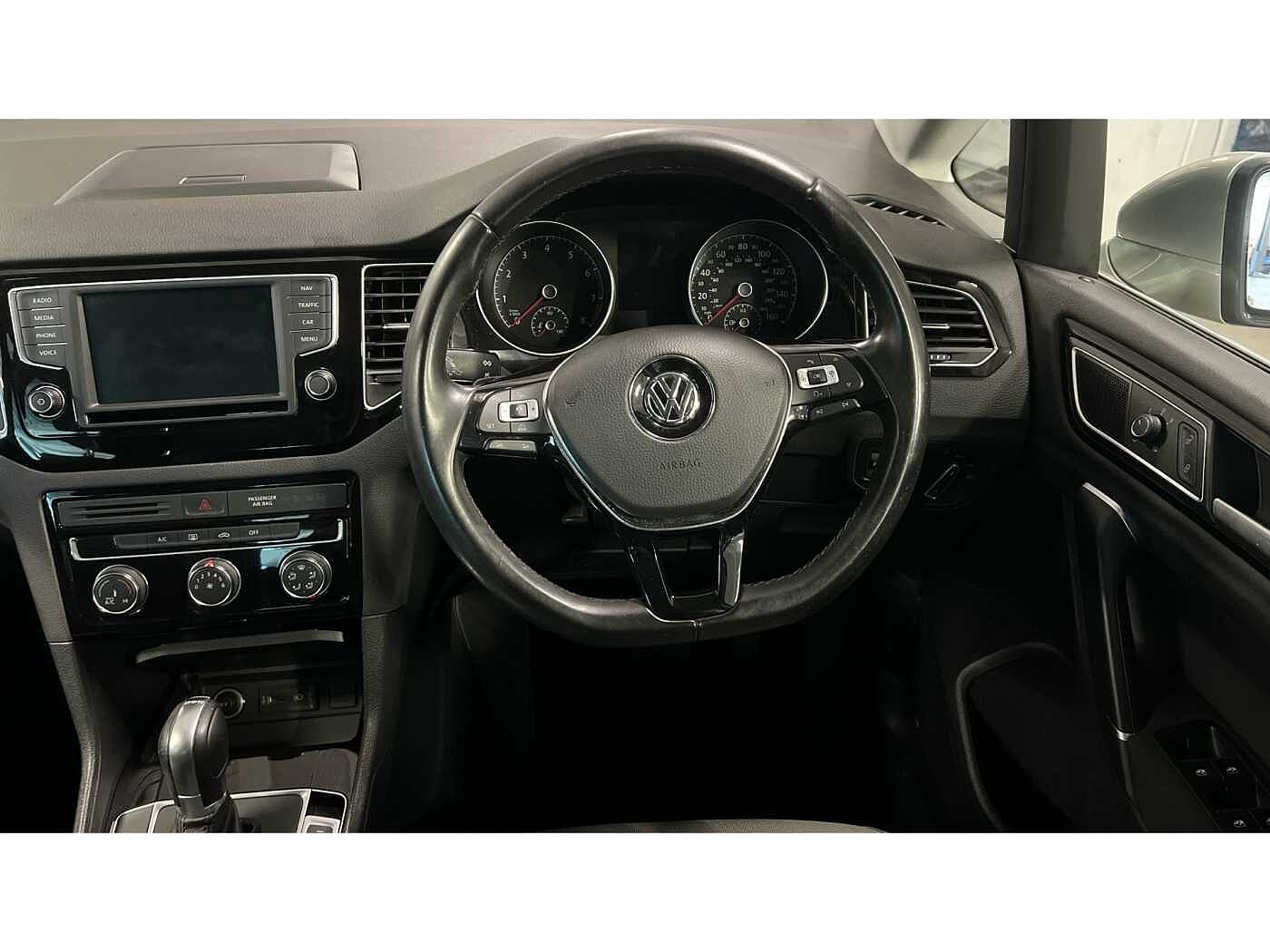 Volkswagen Golf SV