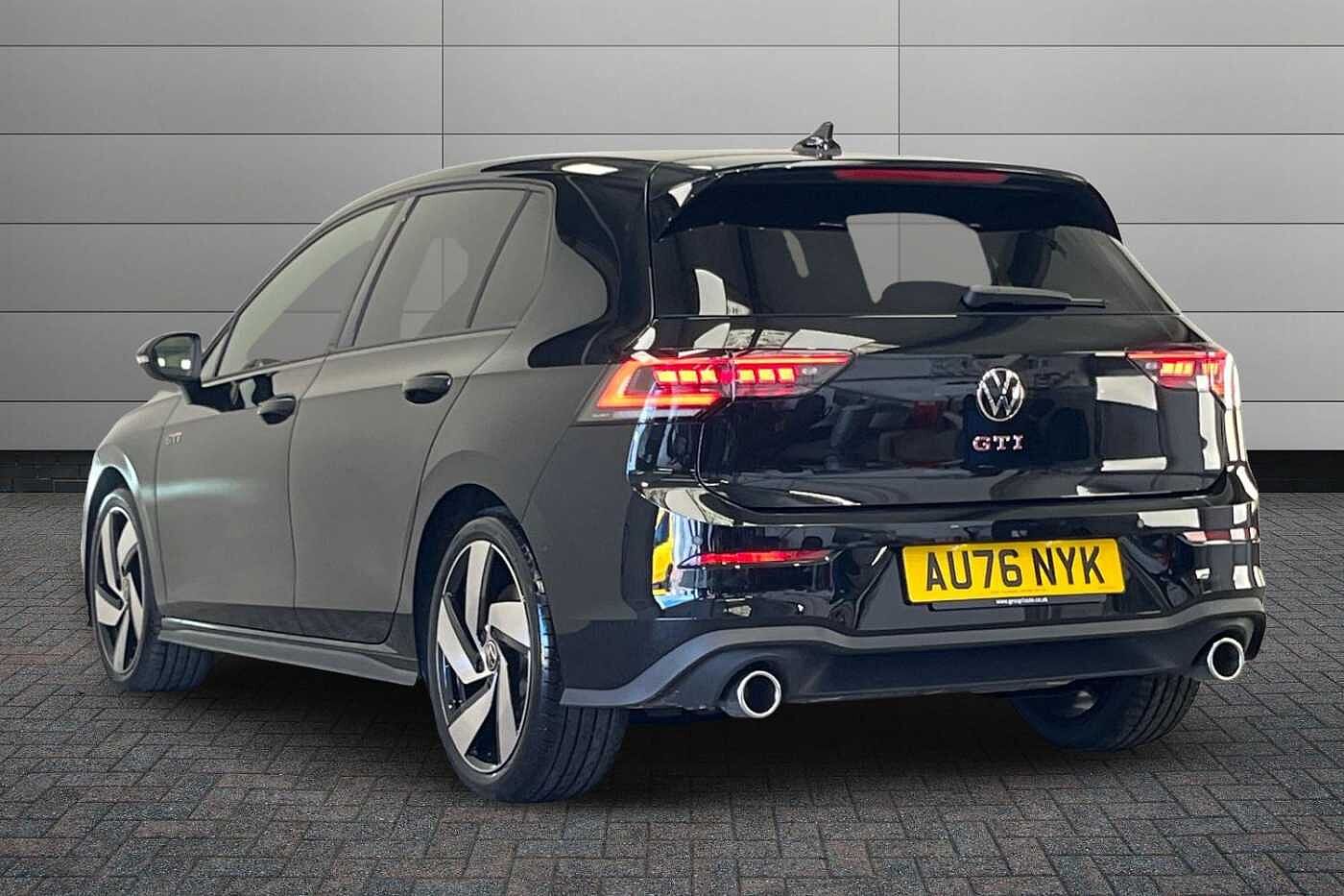 Volkswagen Golf GTI