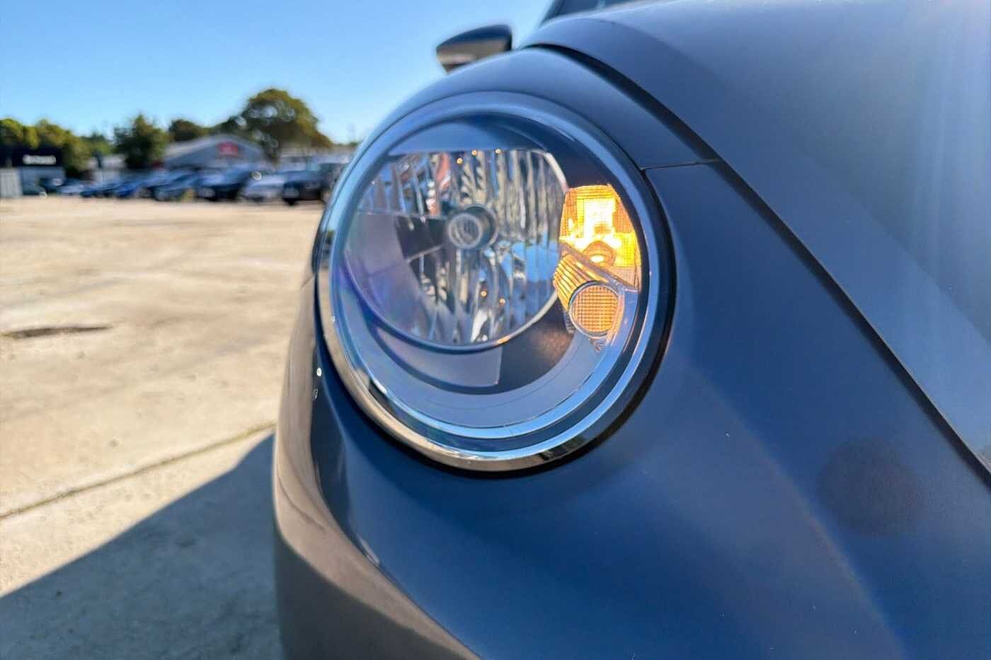 Volkswagen Beetle Cabriolet