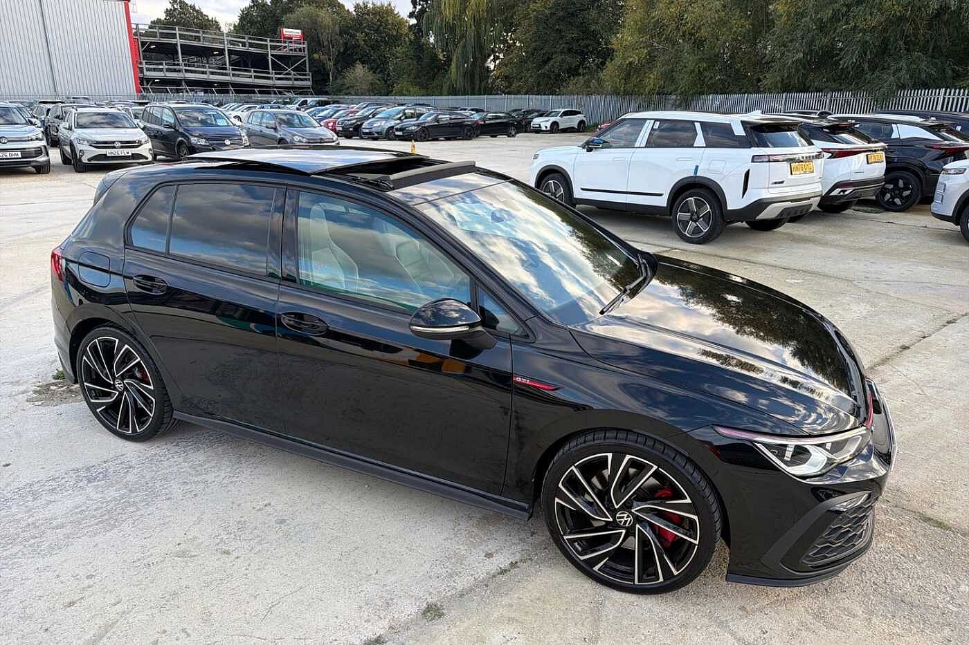 Volkswagen Golf GTI