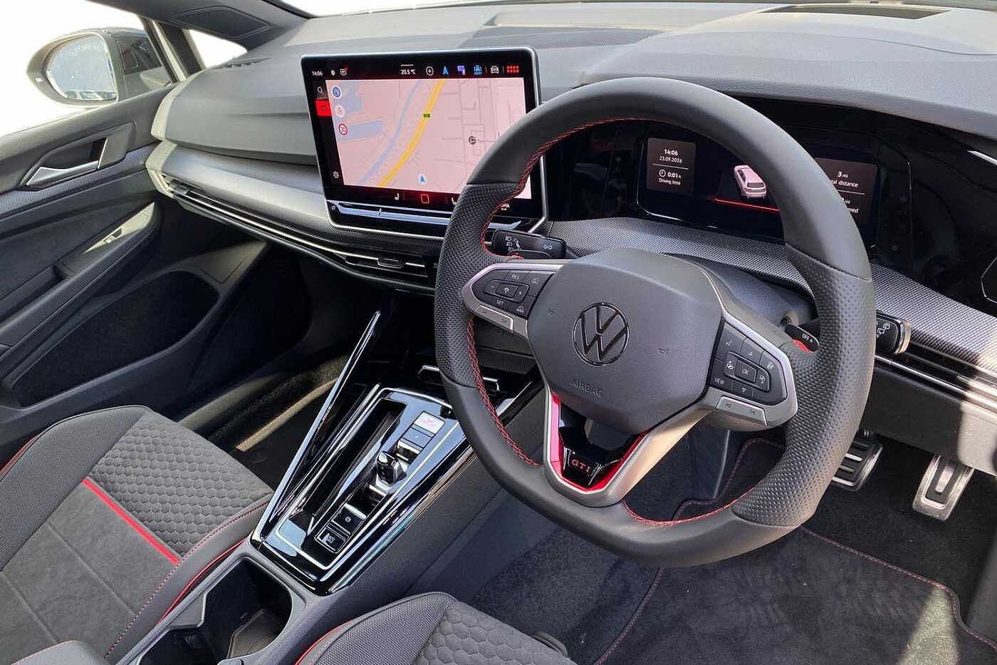 Volkswagen Golf GTI