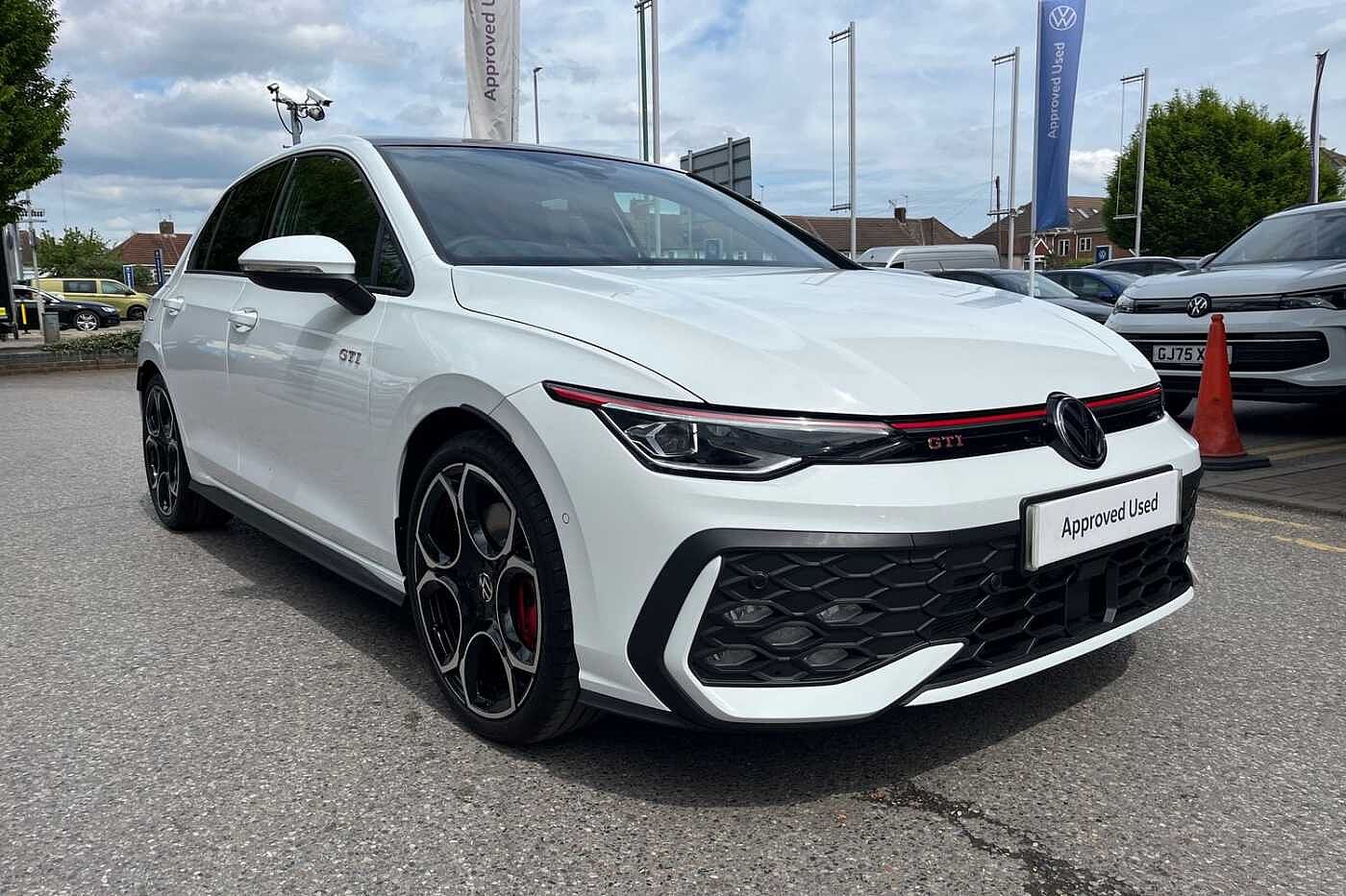 Volkswagen Golf GTI