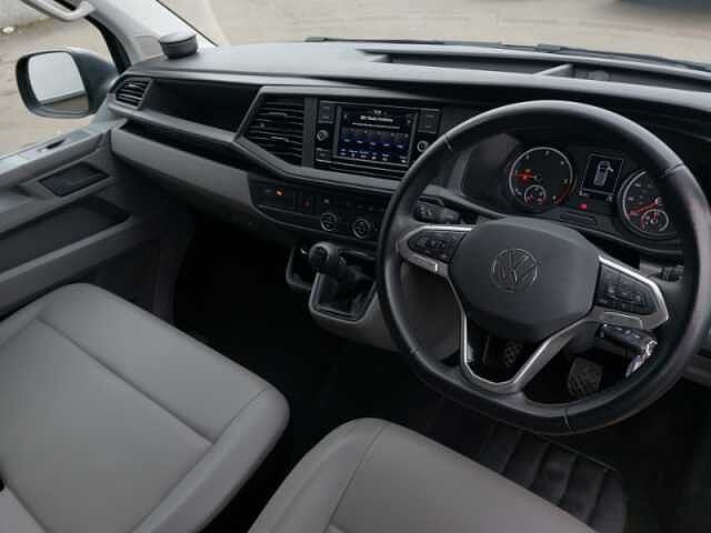Volkswagen Transporter Shuttle