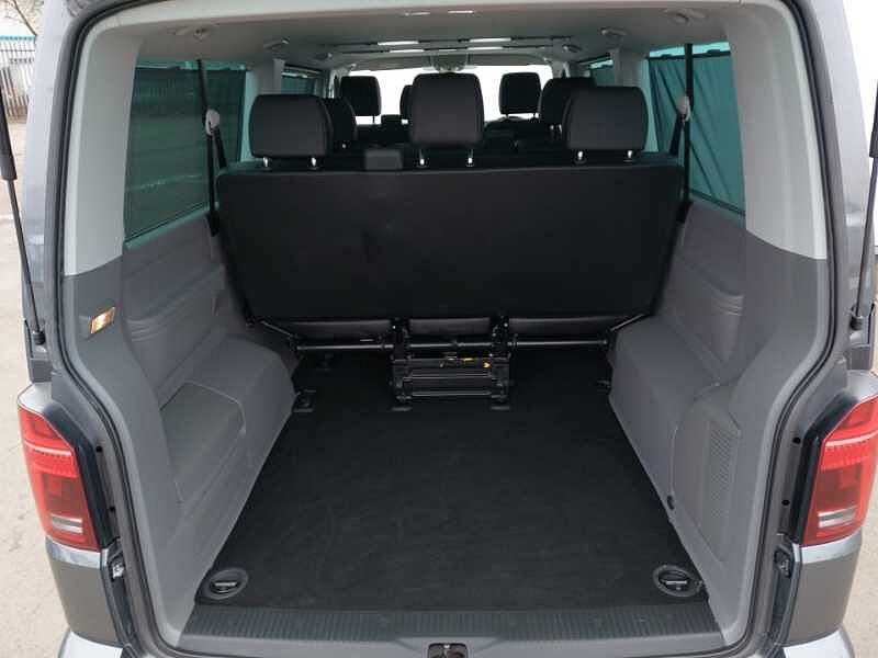 Volkswagen Transporter Shuttle