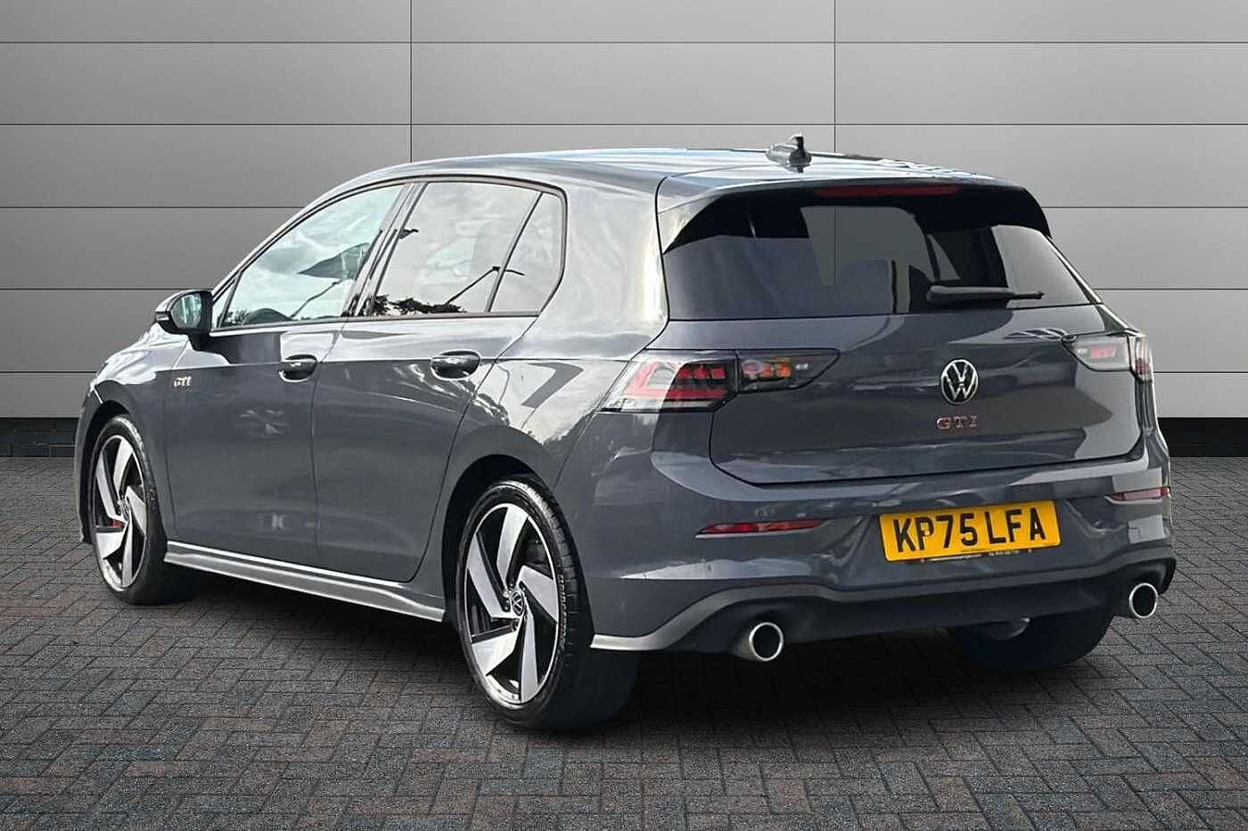 Volkswagen Golf GTI